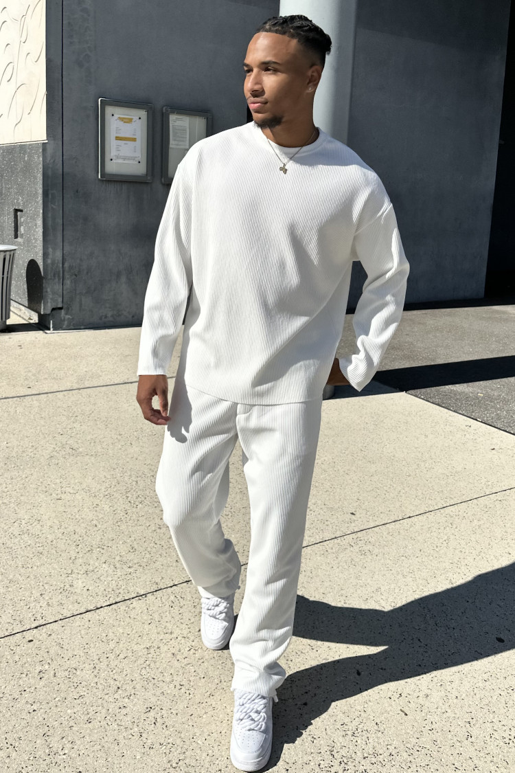 Ensemble 2 pièces pull + pantalon blanc