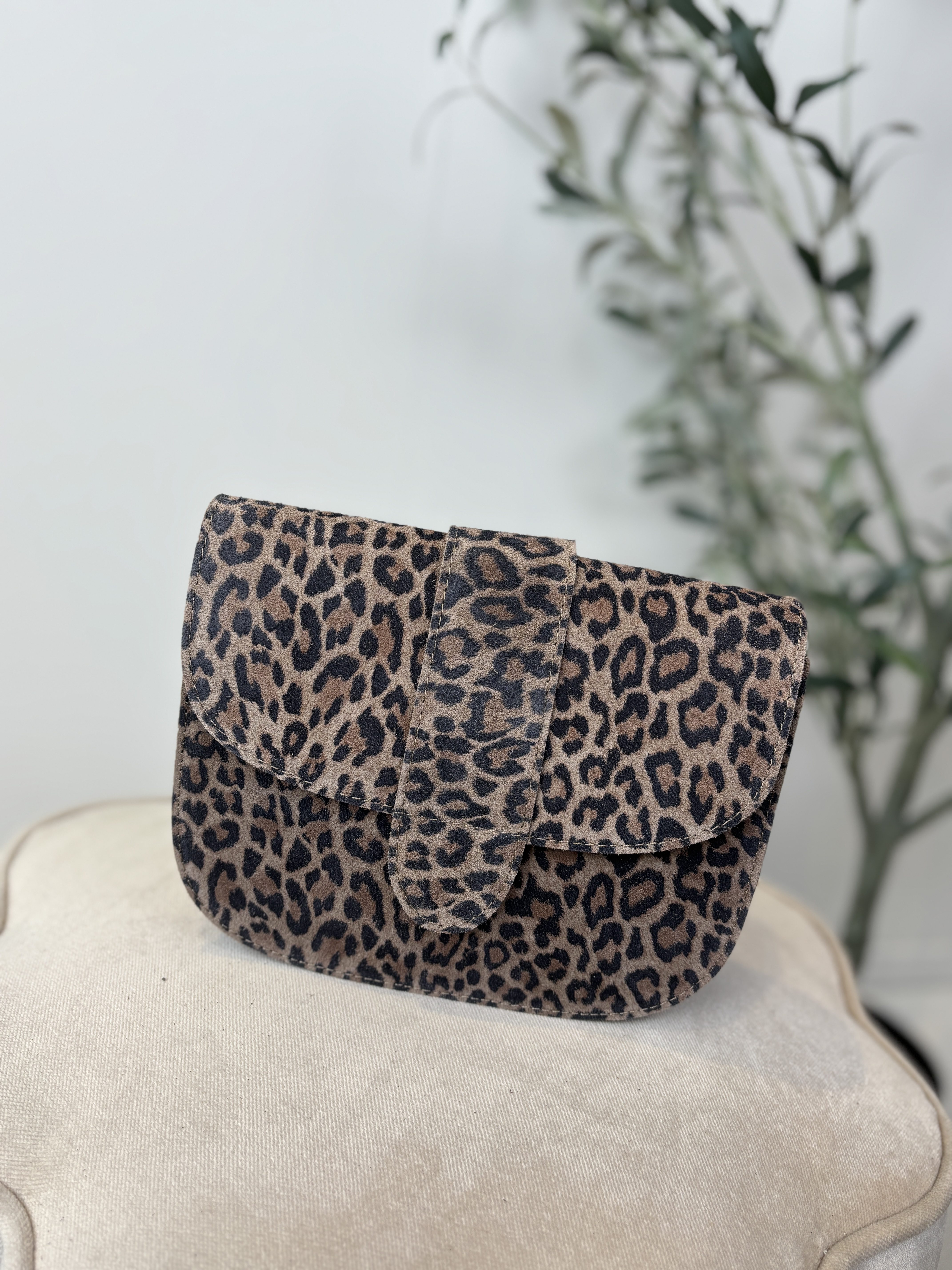 Maan Bag - Suede Luipaard