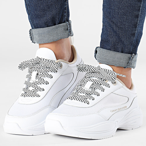 Baskets Femme Chunky Runner 7708 White