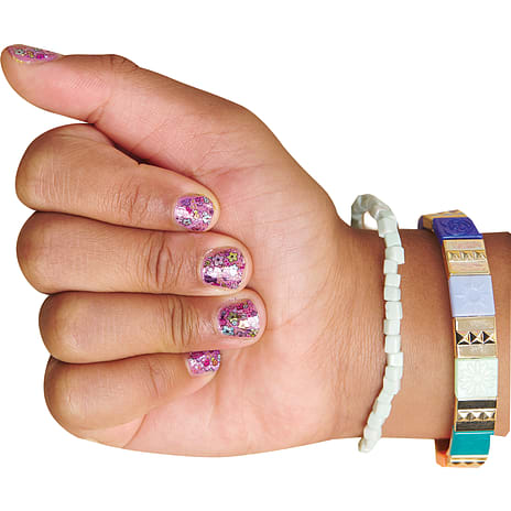 Cool Maker Go Glam neglestudio