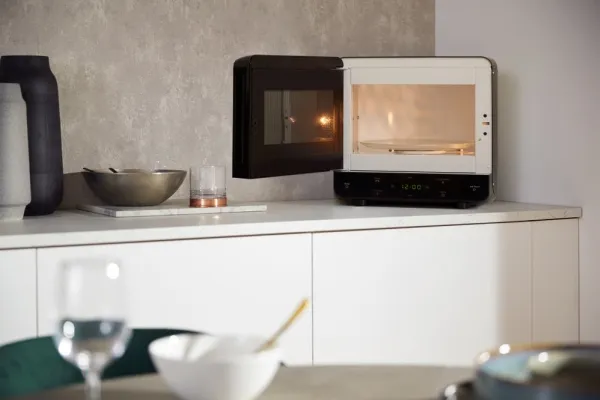 Whirlpool MAX 34 BL mikrobølgeovn, sort