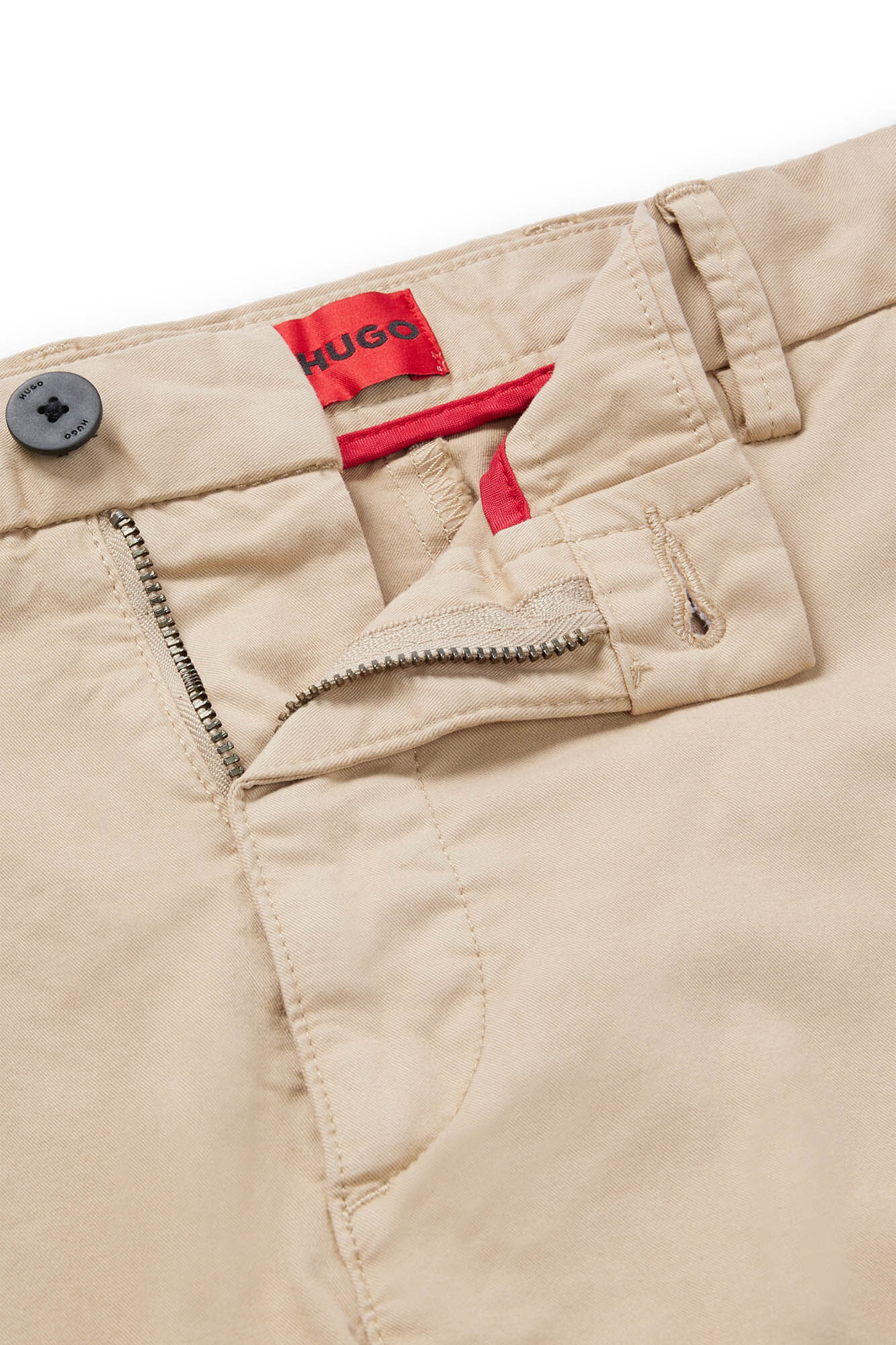 Calça chino slim fit com bolsos - bege