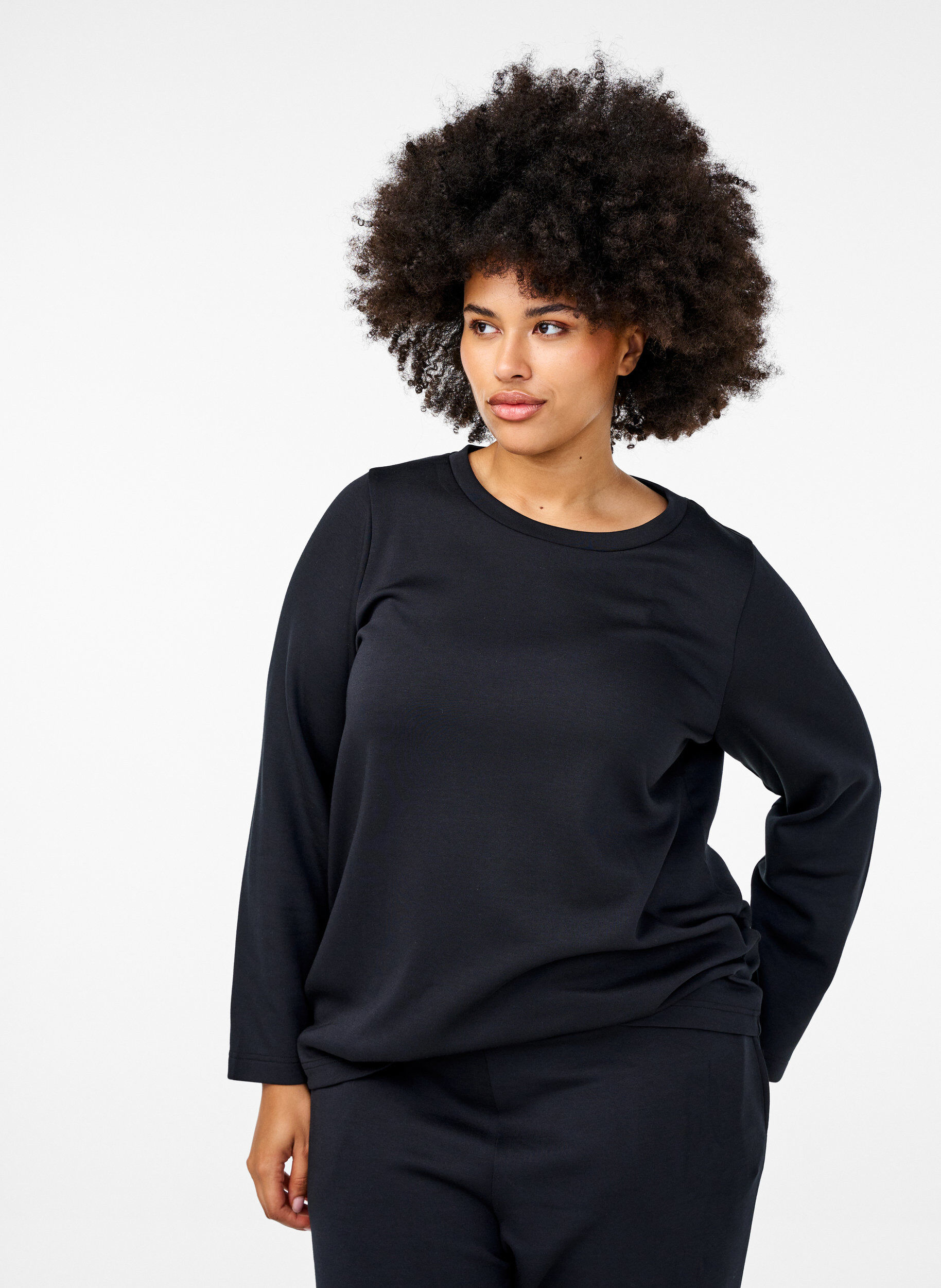 Bluse i modalmix med rund hals