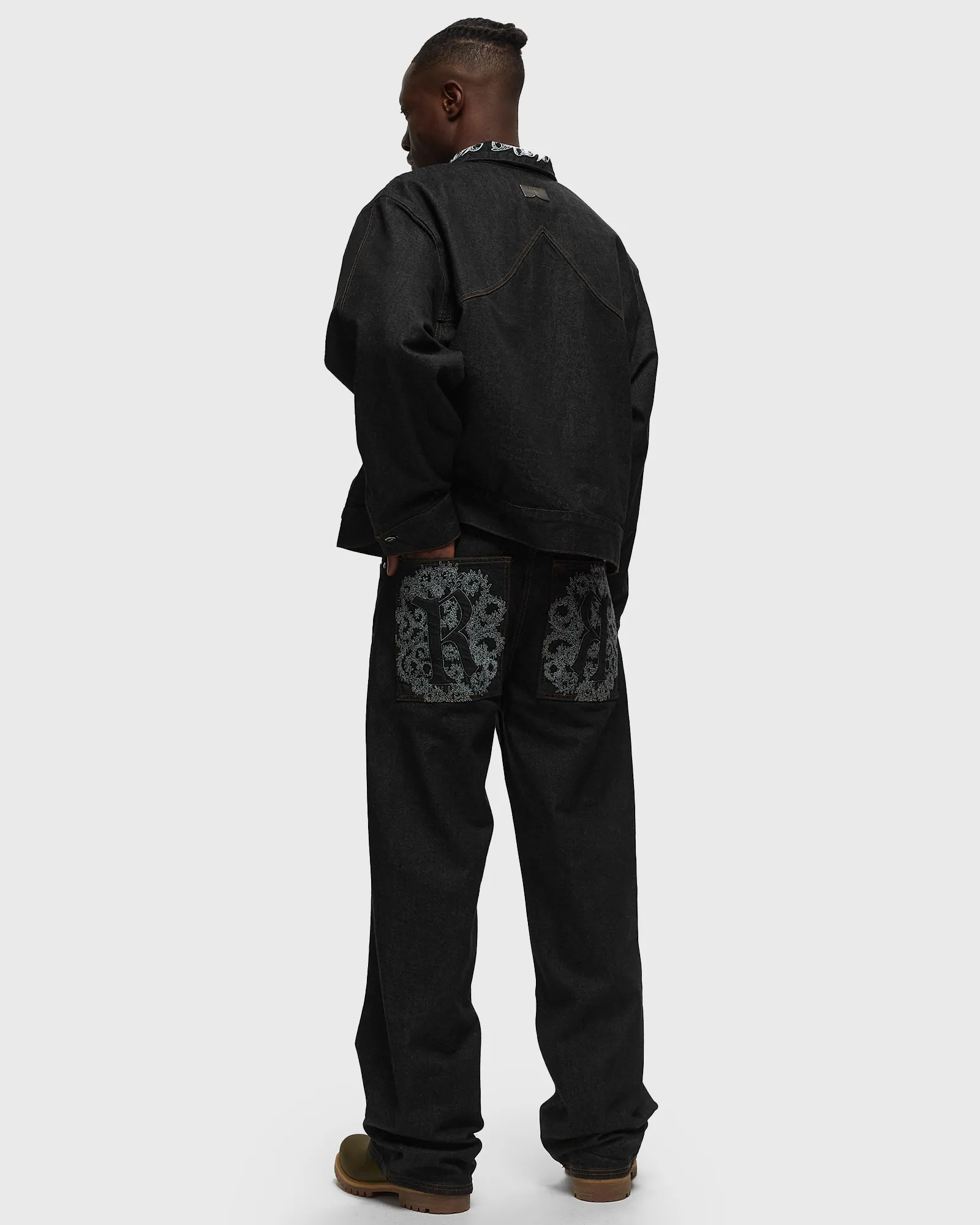 Rough. WREATH DENIM PANTS