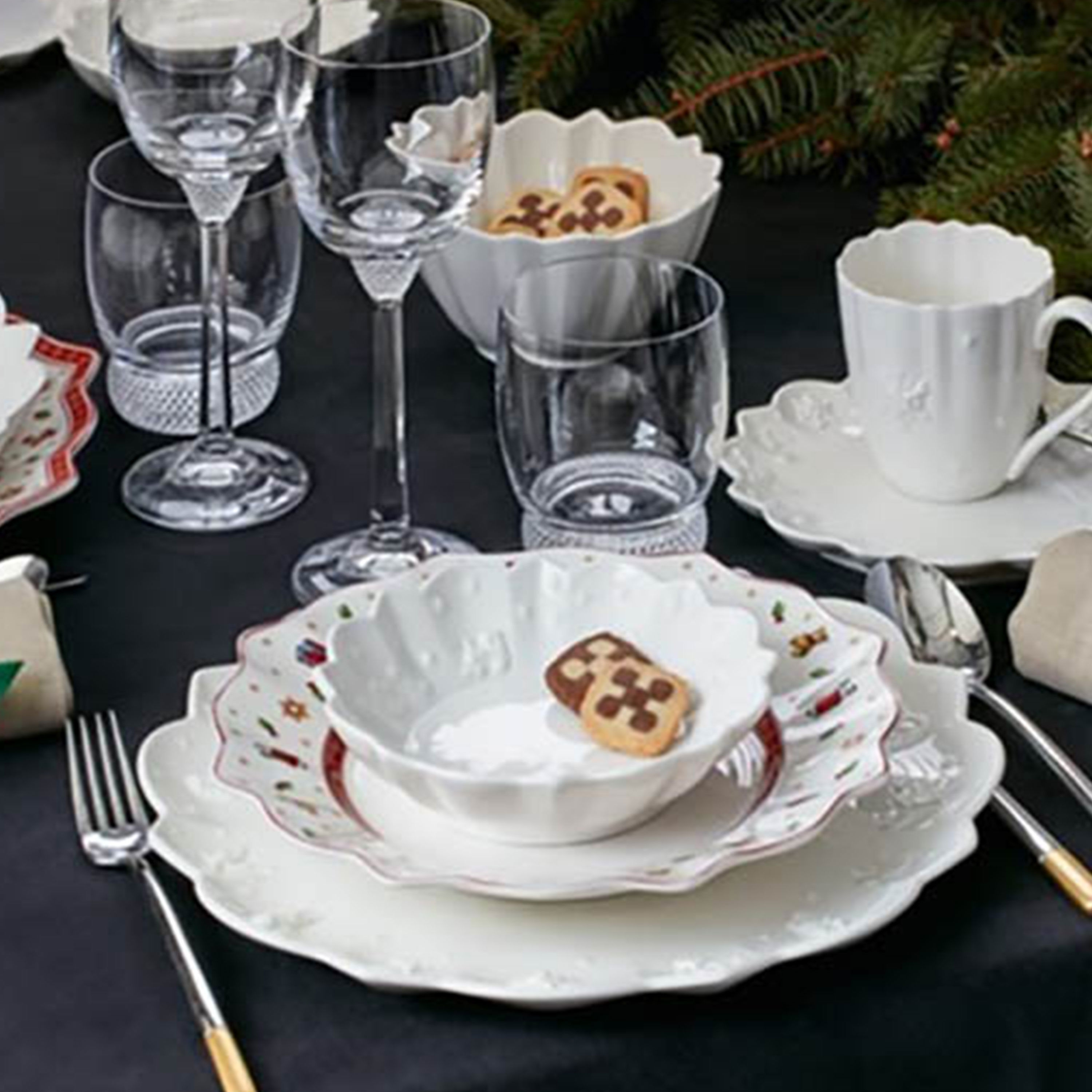 Toy's Delight Royal Classic Centerpiece bowl White, Premium Porcelain