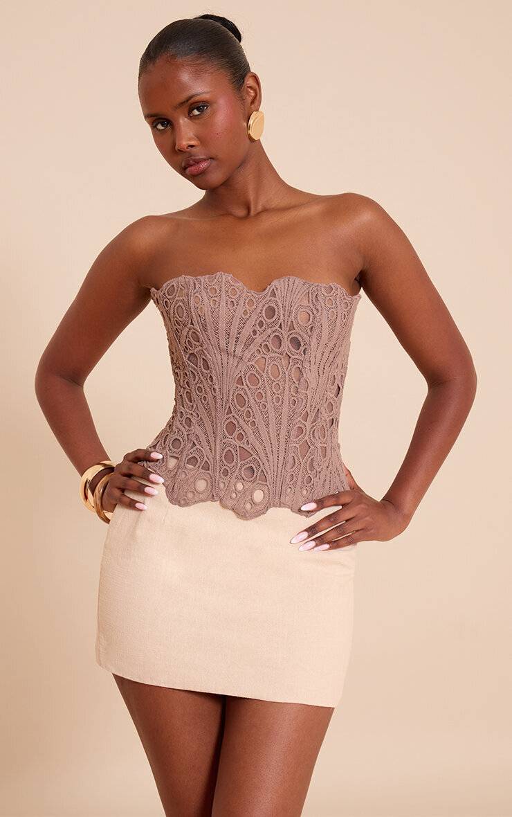 Champignon Corset En Dentelle Florale Transparente Texturée