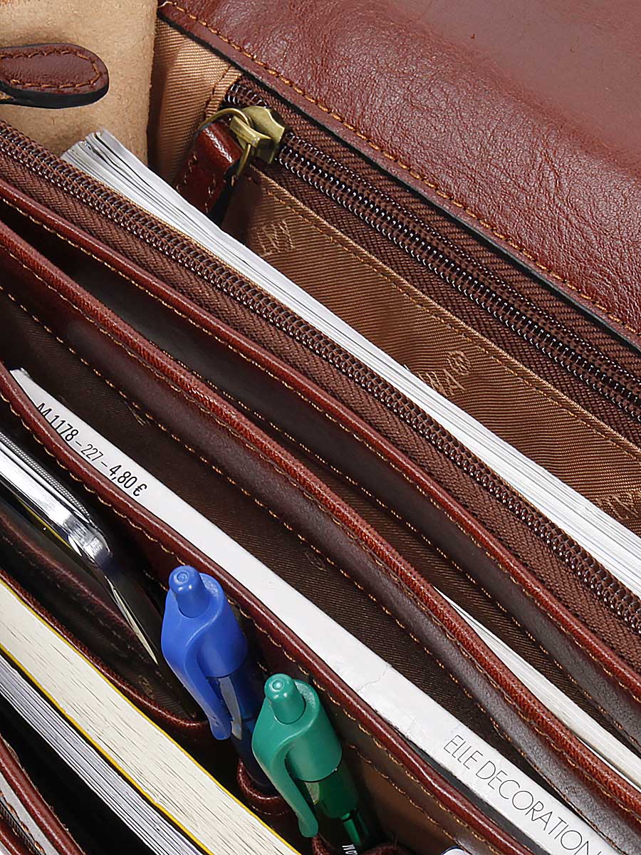 Serviette Katana Specialist 41 cm - 4 soufflets