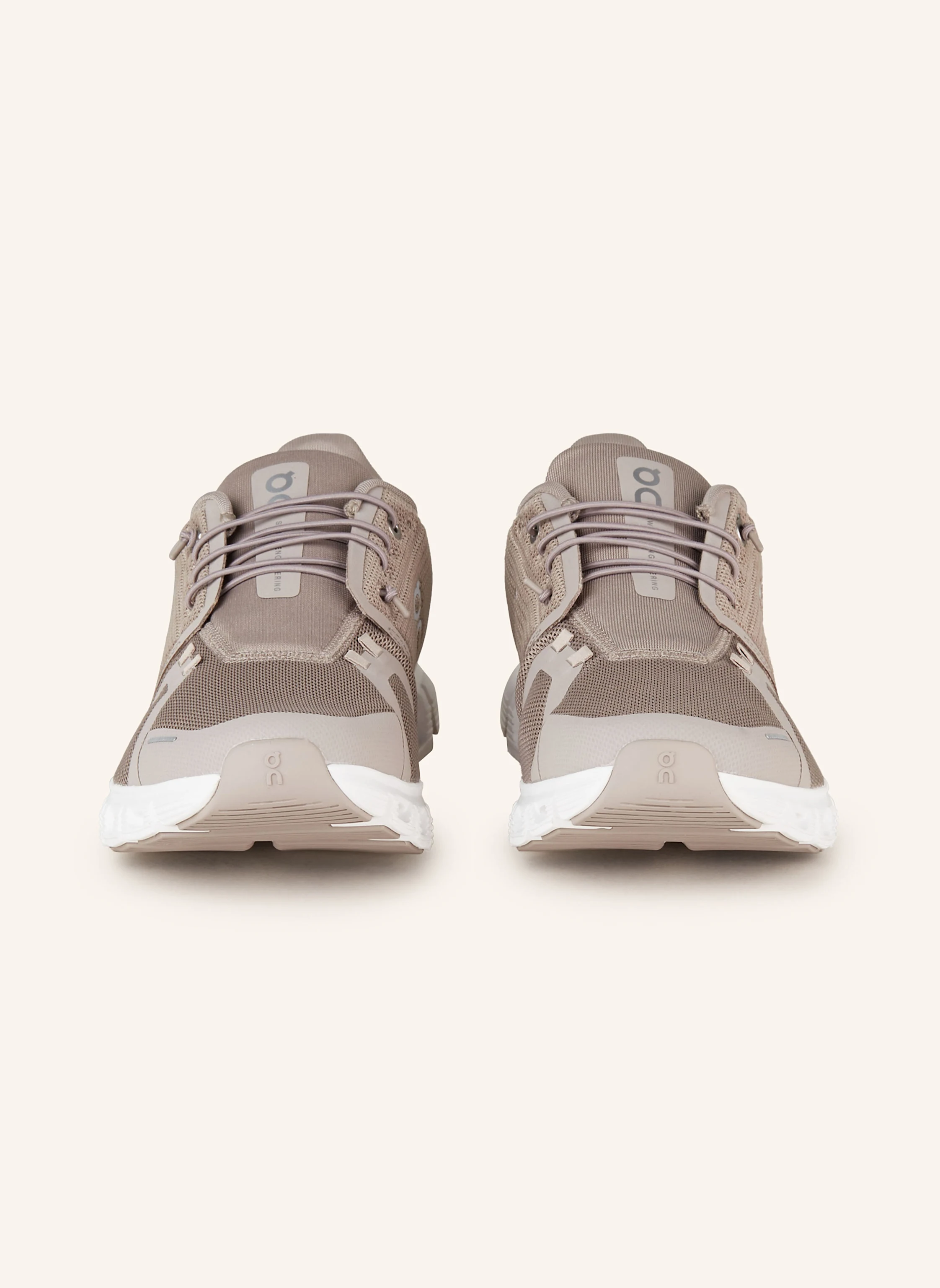 On Sneaker CLOUD 6
