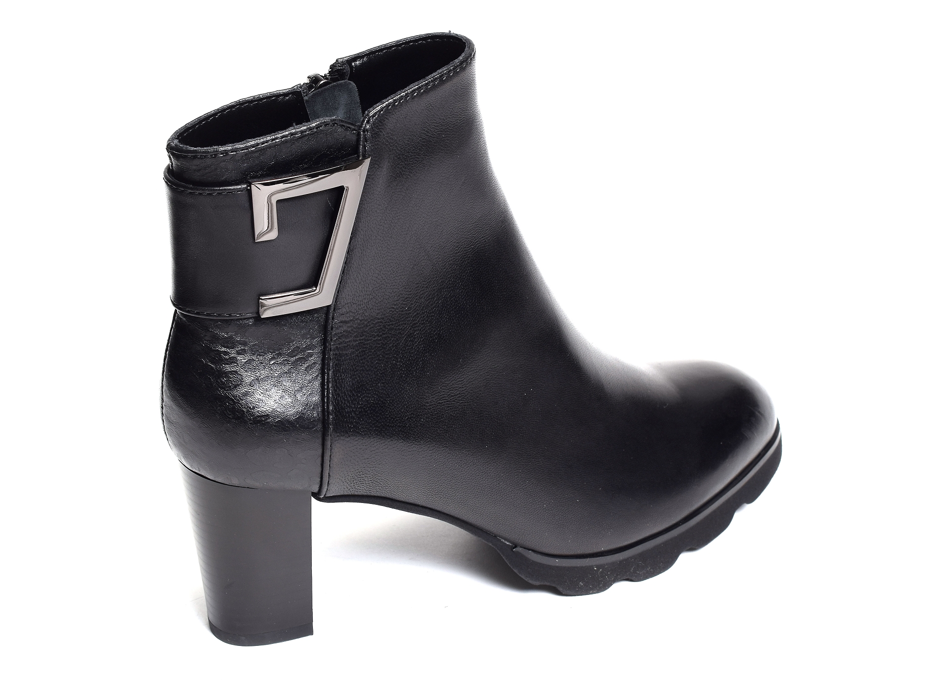 Patricia 33 noir