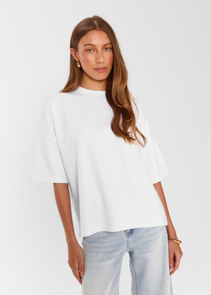 Classic tee snow