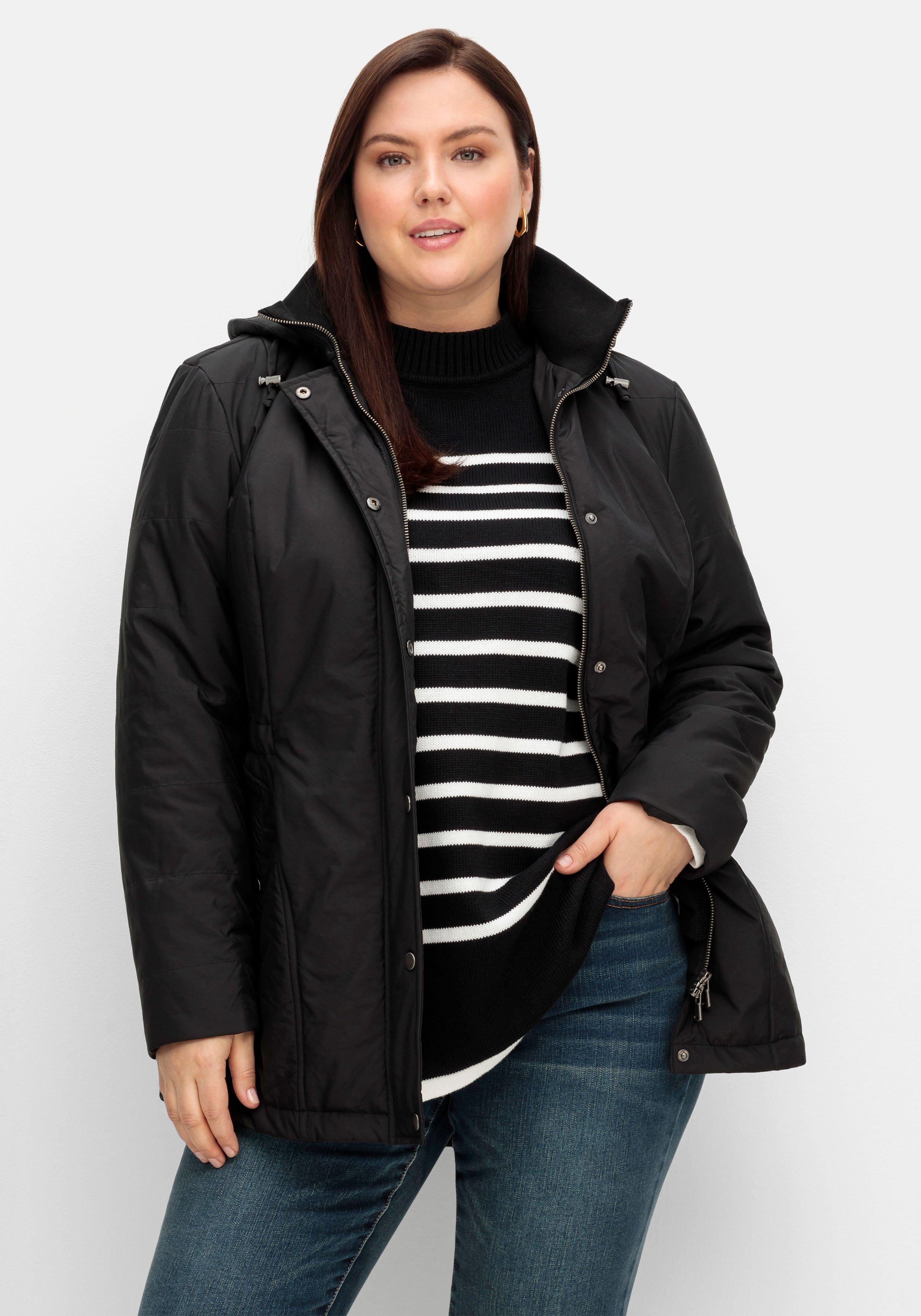 Steppjacke mit abnehmbarer Kapuze