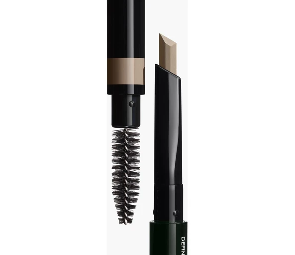 CHANEL STYLO SOURCILS WATERPROOF Définition sourcils longue tenueBlond 804