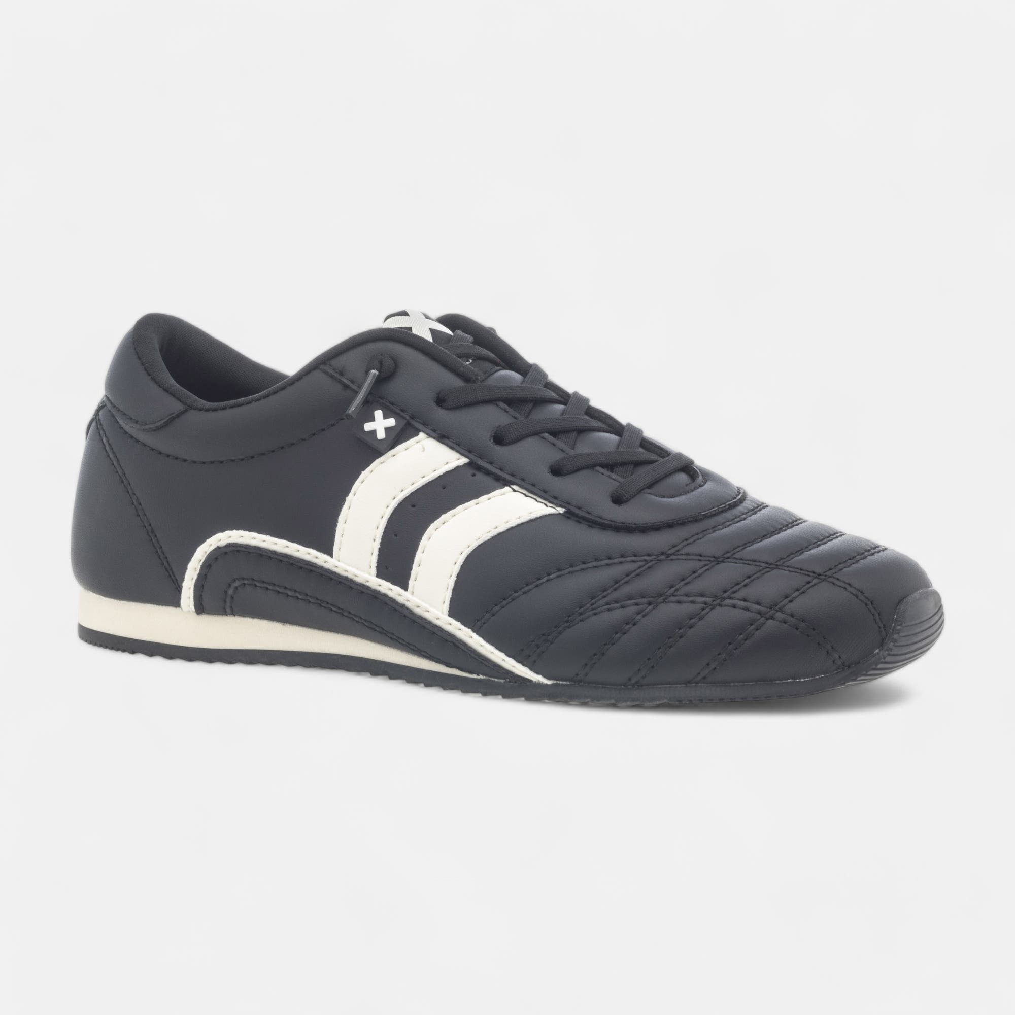 Baskets basses Femme noir