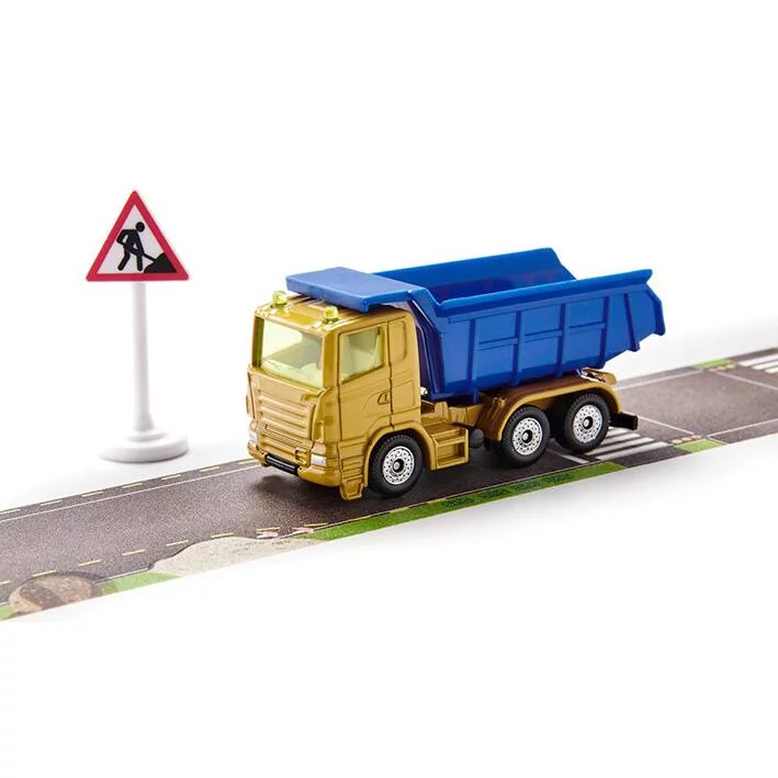 CAMION TOMBEREAU AVEC BANDE