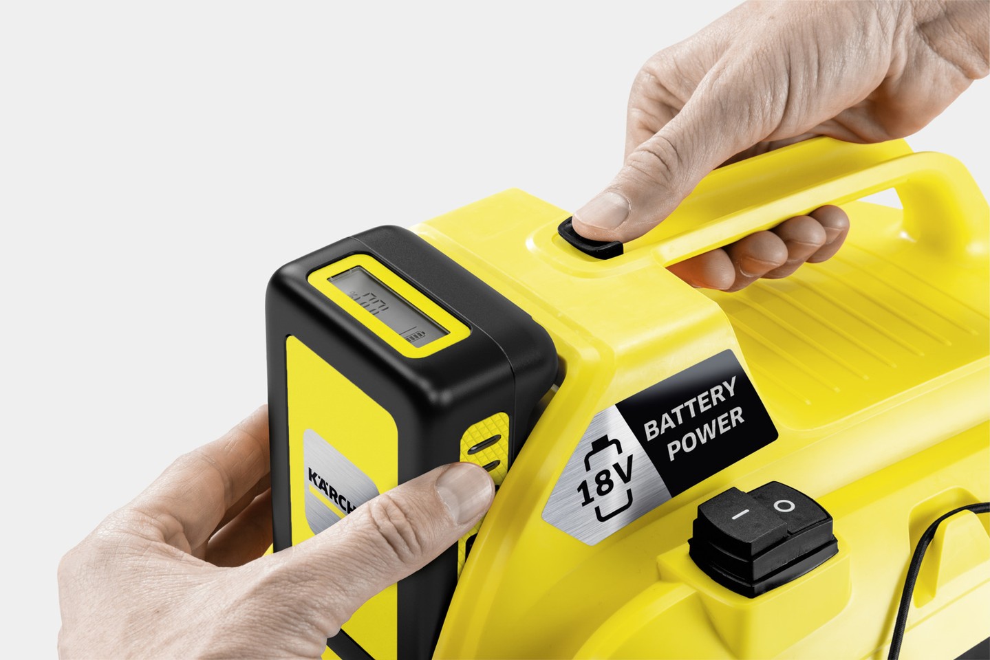Kärcher - WD1 Compact Multi-Purpose Vacuum Cleaner Incl. 18V battery