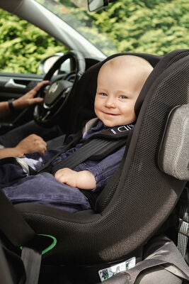 Axkid Movekid Bakovervendt Bilstol, Tar