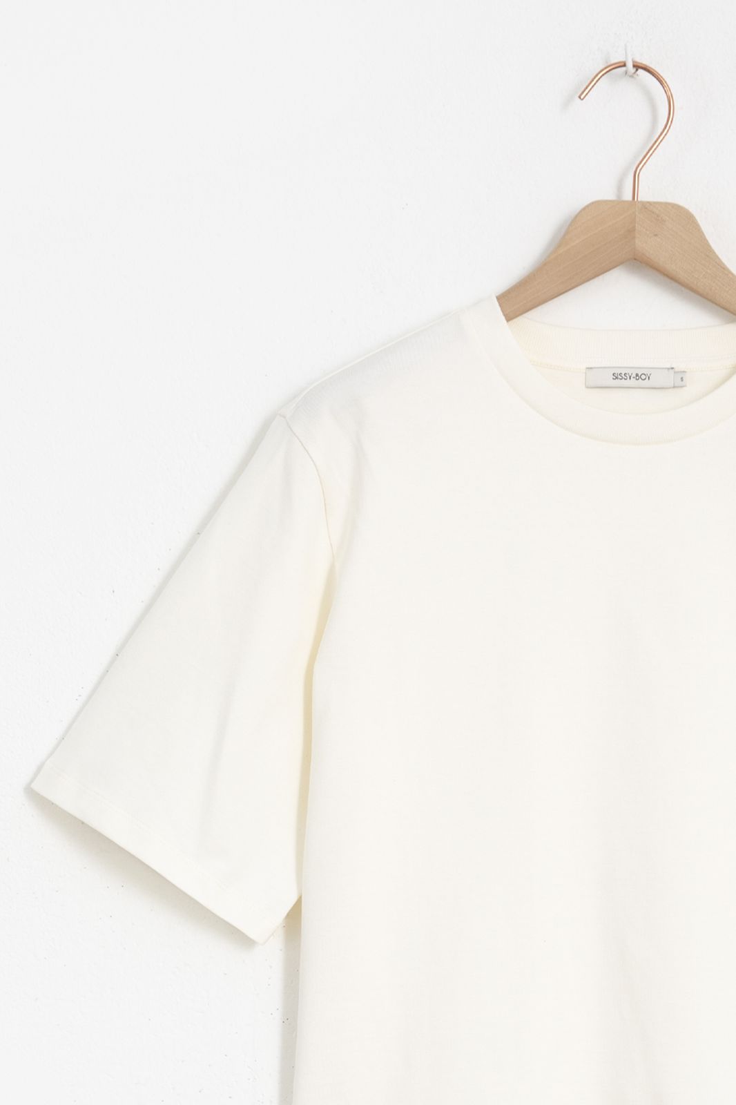 Off white boxy T-shirt