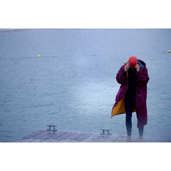 Voited Poncho Cardinal