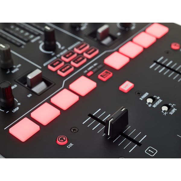 Numark Scratch LP140 Black Bundle