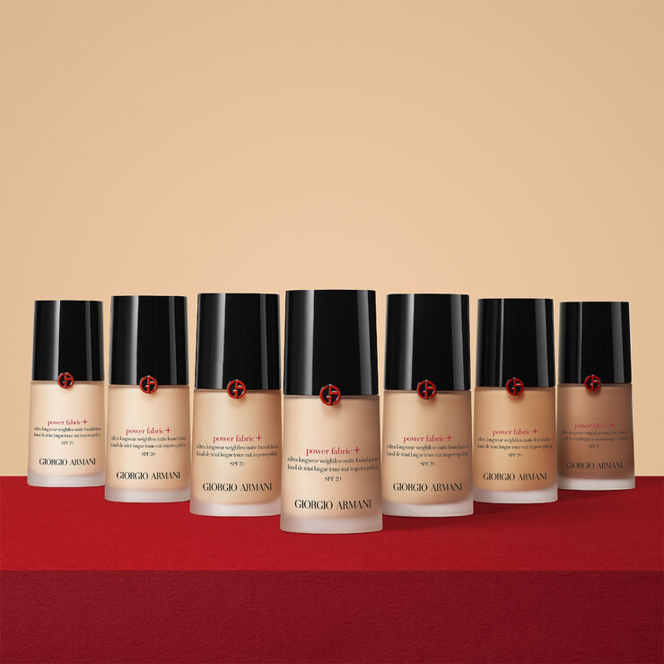 Armani Armani Power Fabric  Foundation