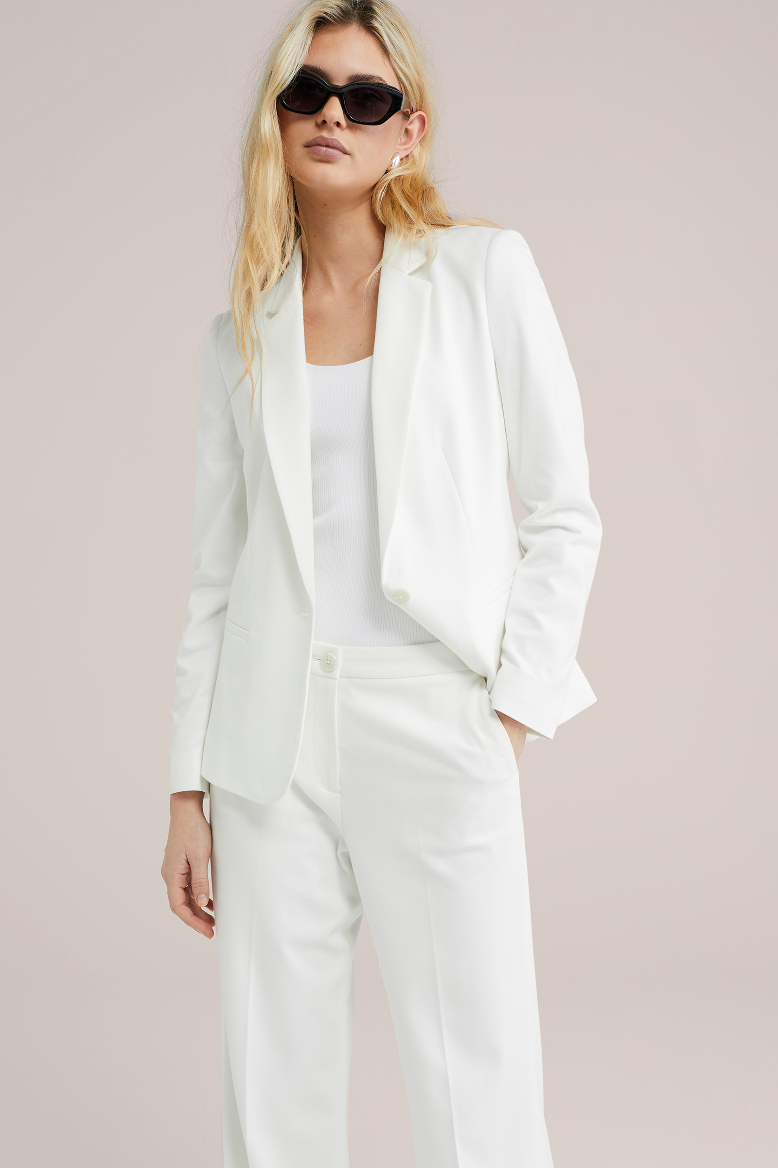 getailleerde jersey-stretch blazer WE Fashion Wit
