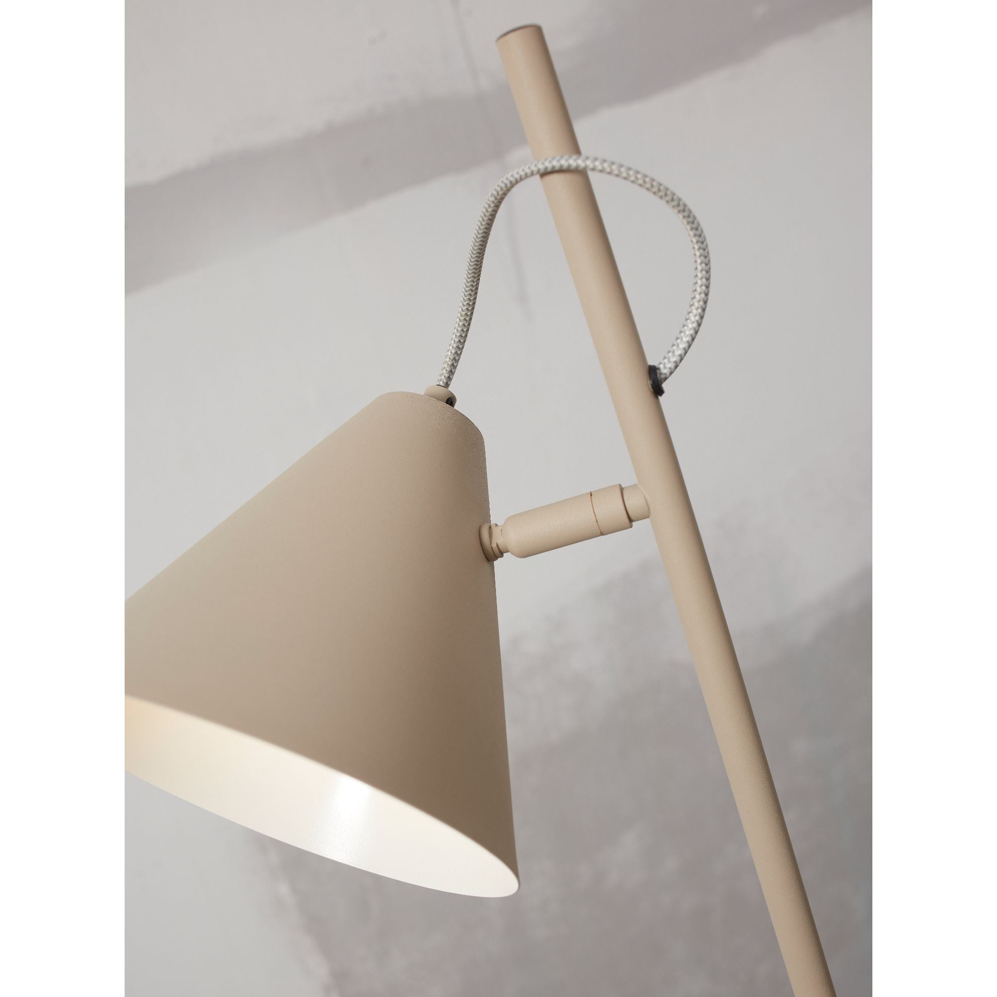 it's about RoMi Vloerlamp Lisbon - Zand - 25x35.5x151cm