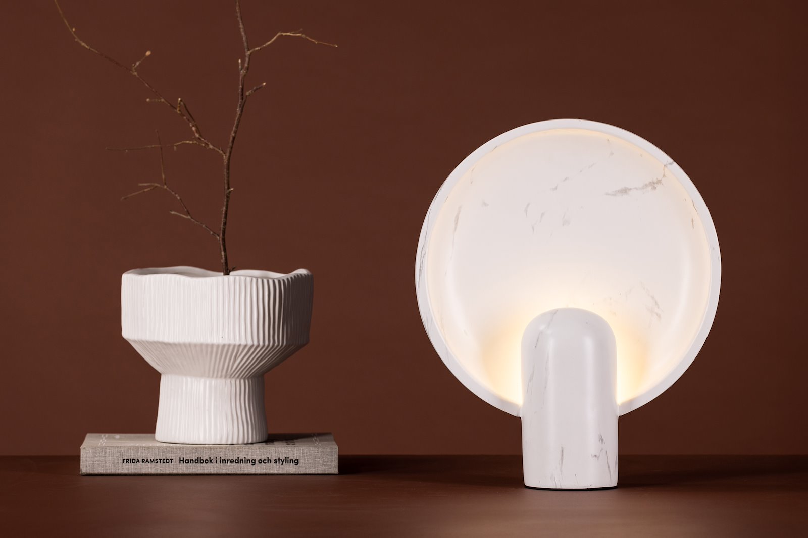 Anges bordlampe Lysgrå