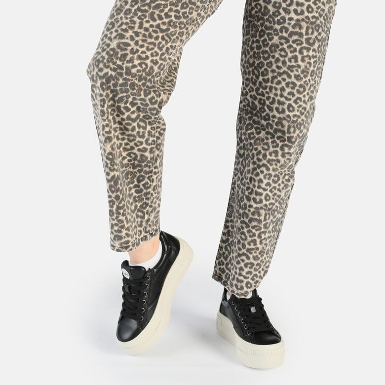 Paired Laceup LO