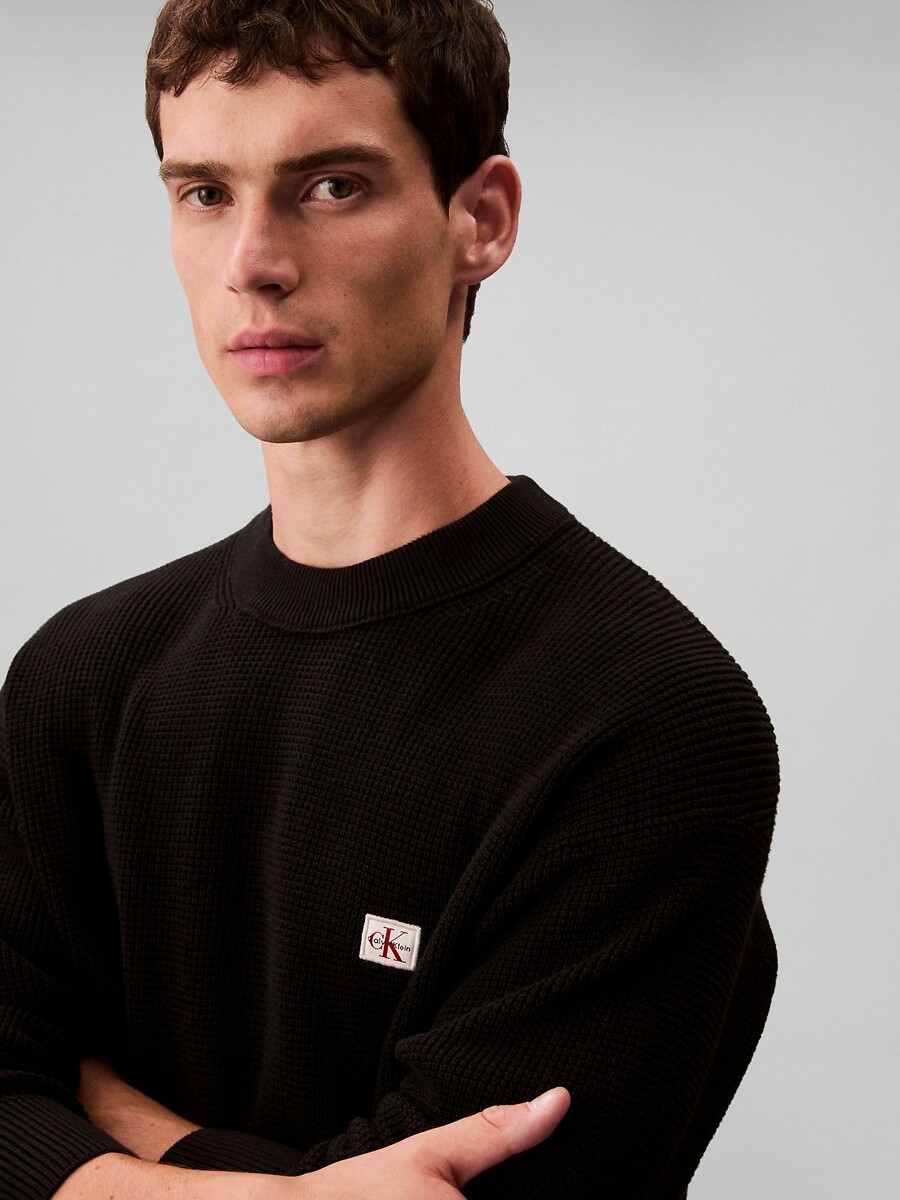 CALVIN KLEIN<br>Suéter com efeito relevo e gola redonda