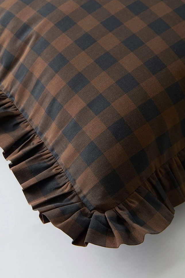 LAUREN FRILL putetrekk med volang 50x70 cm
