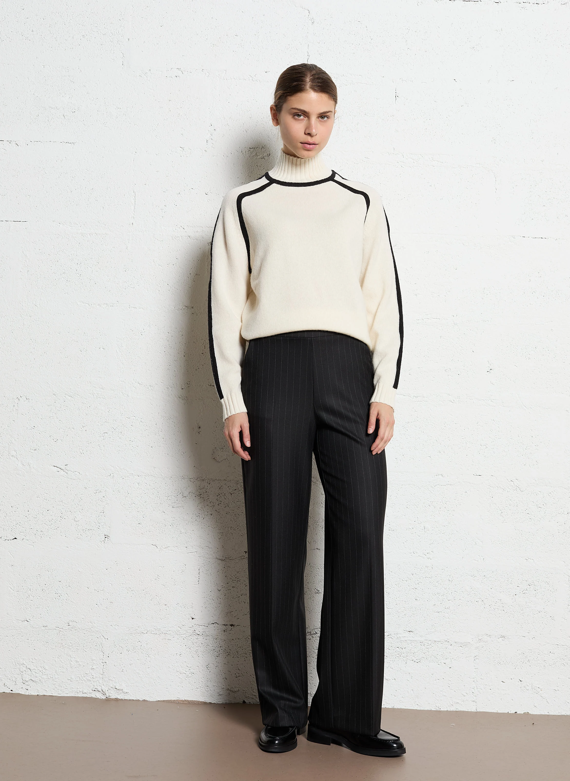MINIKA - Pull droit col montant en laine | Blanc