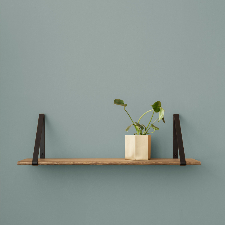 Ferm Living Wooden Shelf Hanger zwart