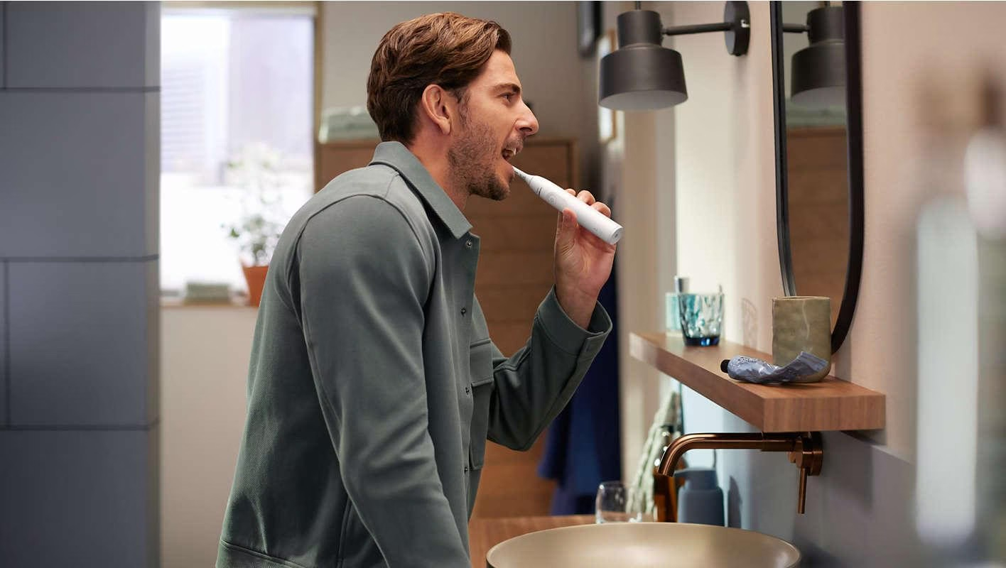 (2er Set) Sonicare 5300 Elektrische Zahnbürste Schallzahnbürste mit Induktiver Ladestation   Aufbewahrungsbox (HX7109/01) - Schwarz / Weiss