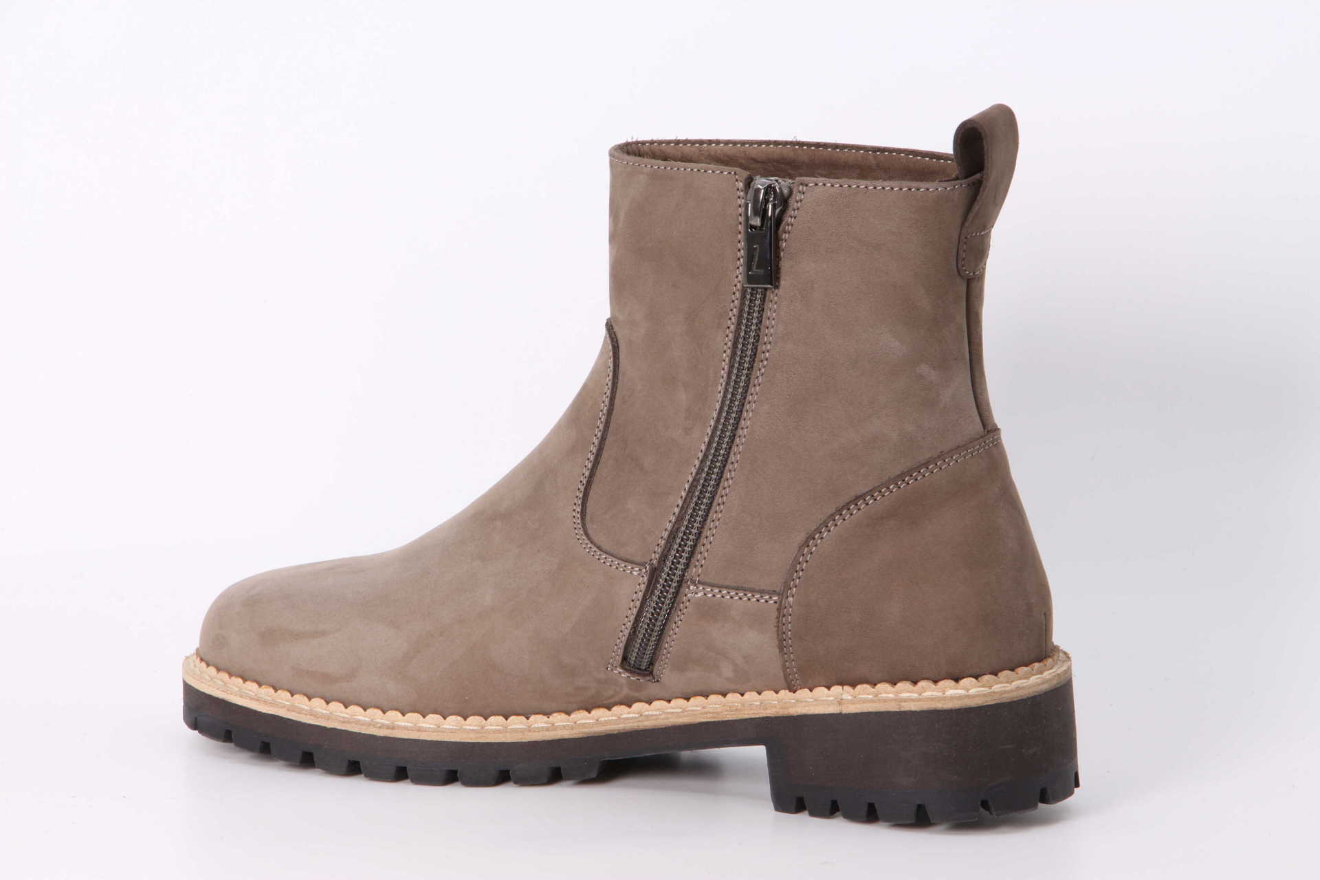 Lienhard Tina taupe