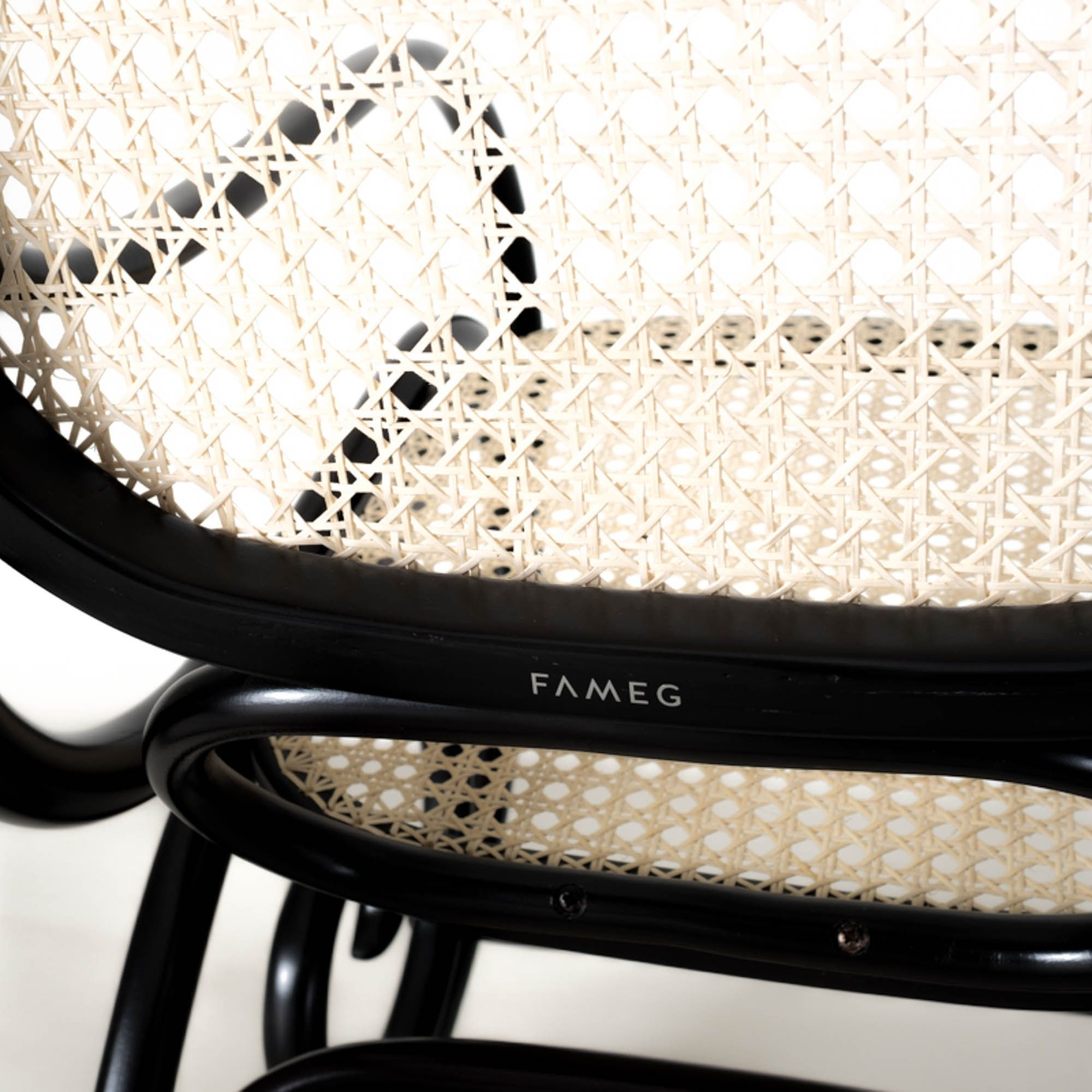 Schommelstoel Felicia Thonet Zwart