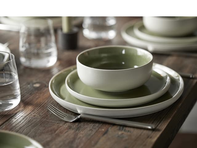 Studio Round Pastaskål Matte white/Shiny moss
