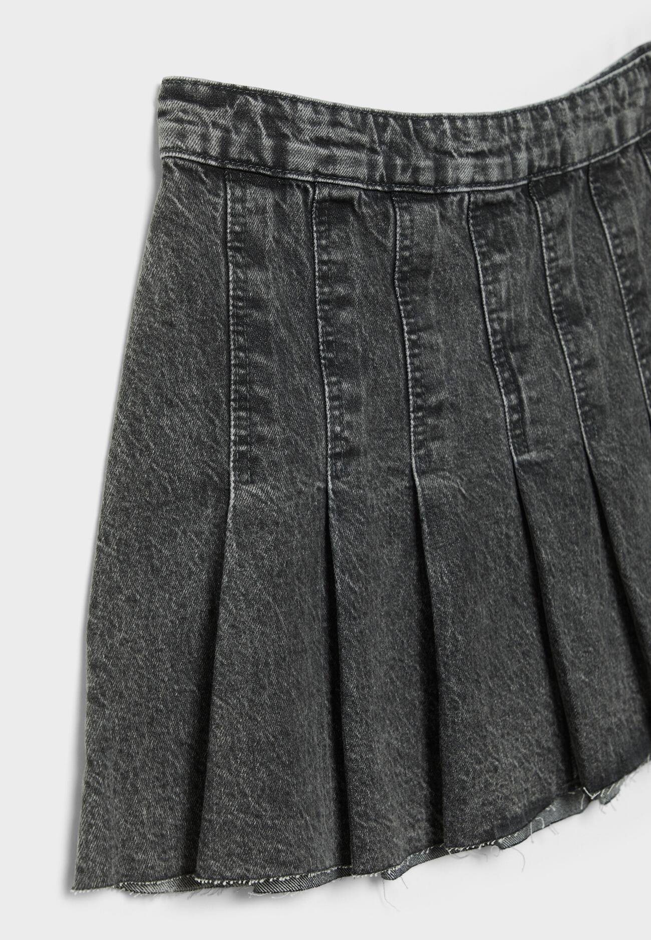 Minissaia jeans com pregas