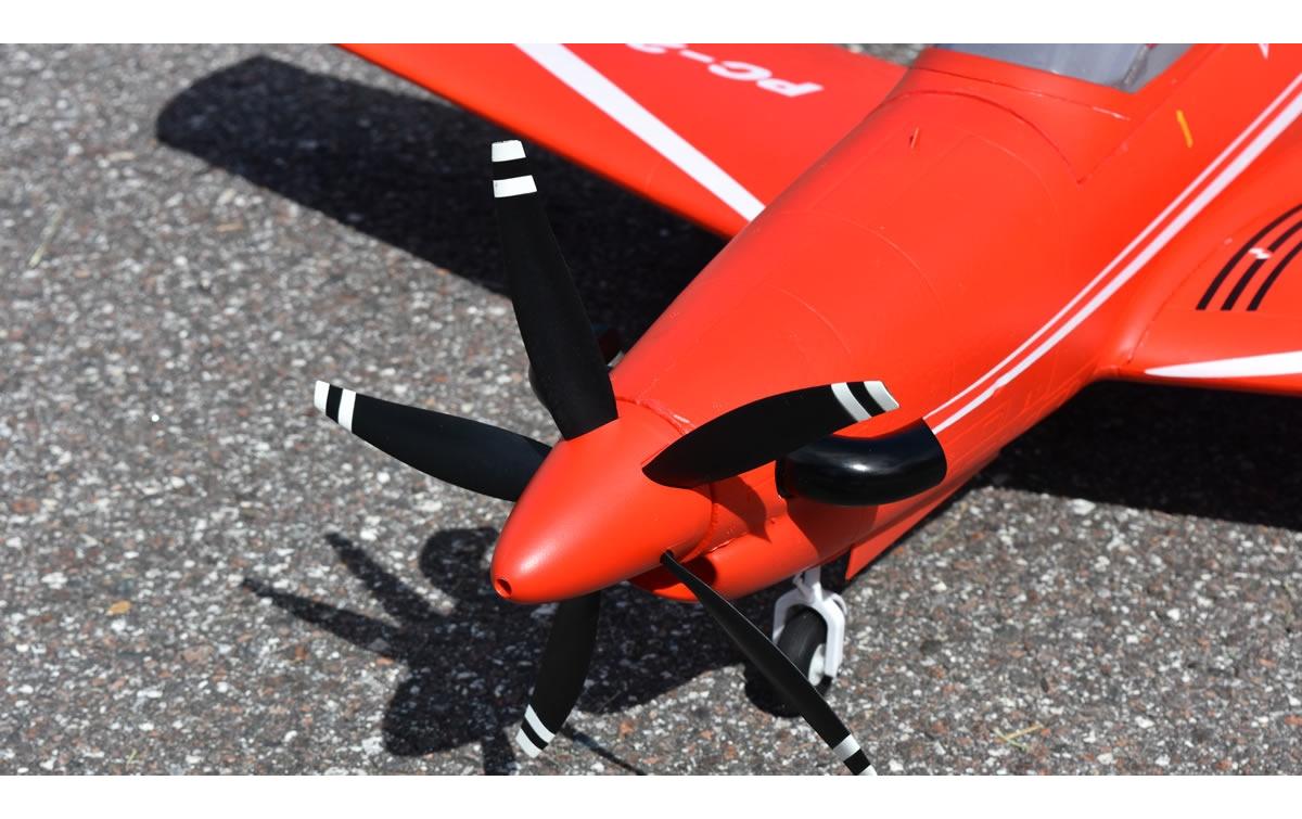 Motorflugzeug Pilatus PC-21 1100 mm PNP<br>Tiefdecker Flugmodell mit Einzeihfahrwerk