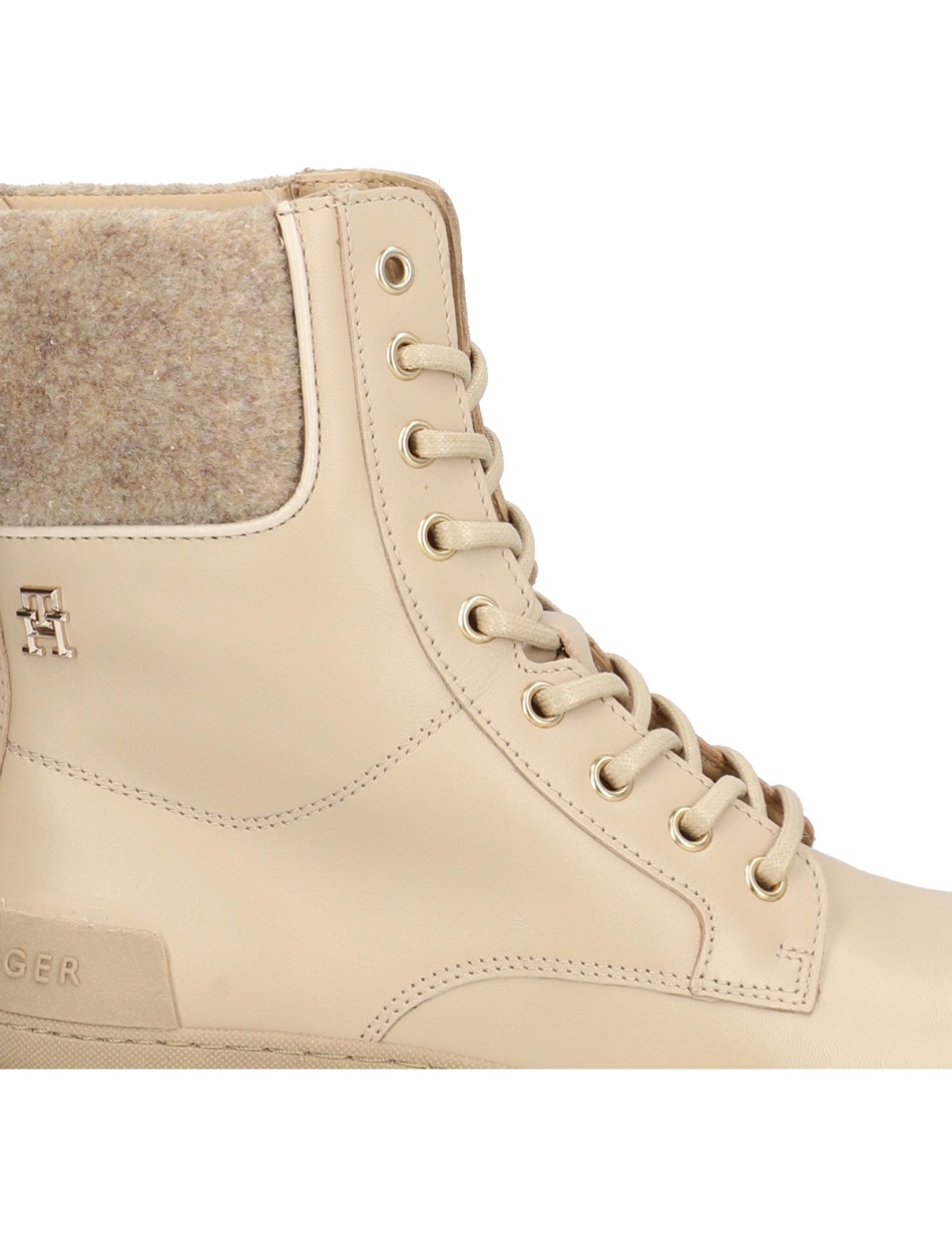 FEMININE FELT LACE UP BOOTIE
