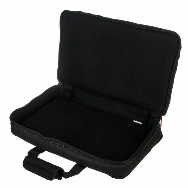 Roland TR-8S Bag Bundle