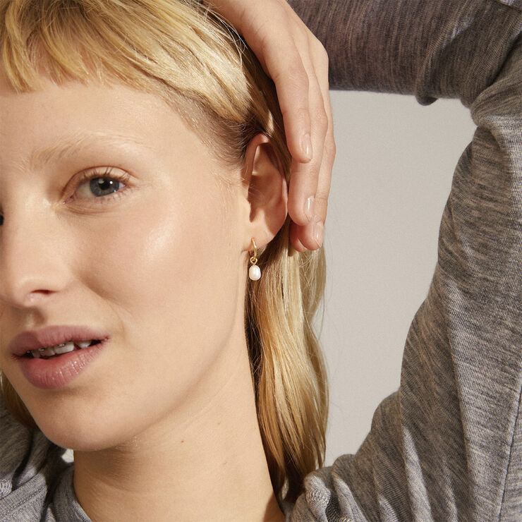 Pilgrim BERTHE recycled pearl hoop earrings gold-plated Guld