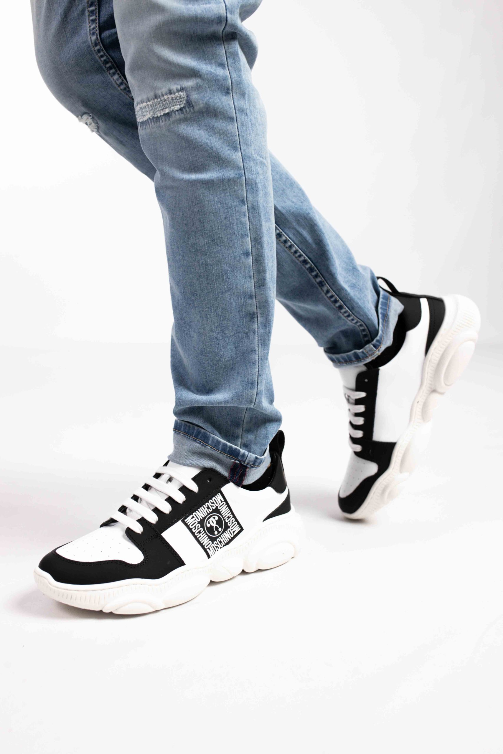Moschino Sneakers 76022 Dames/Kids Zwart/Wit