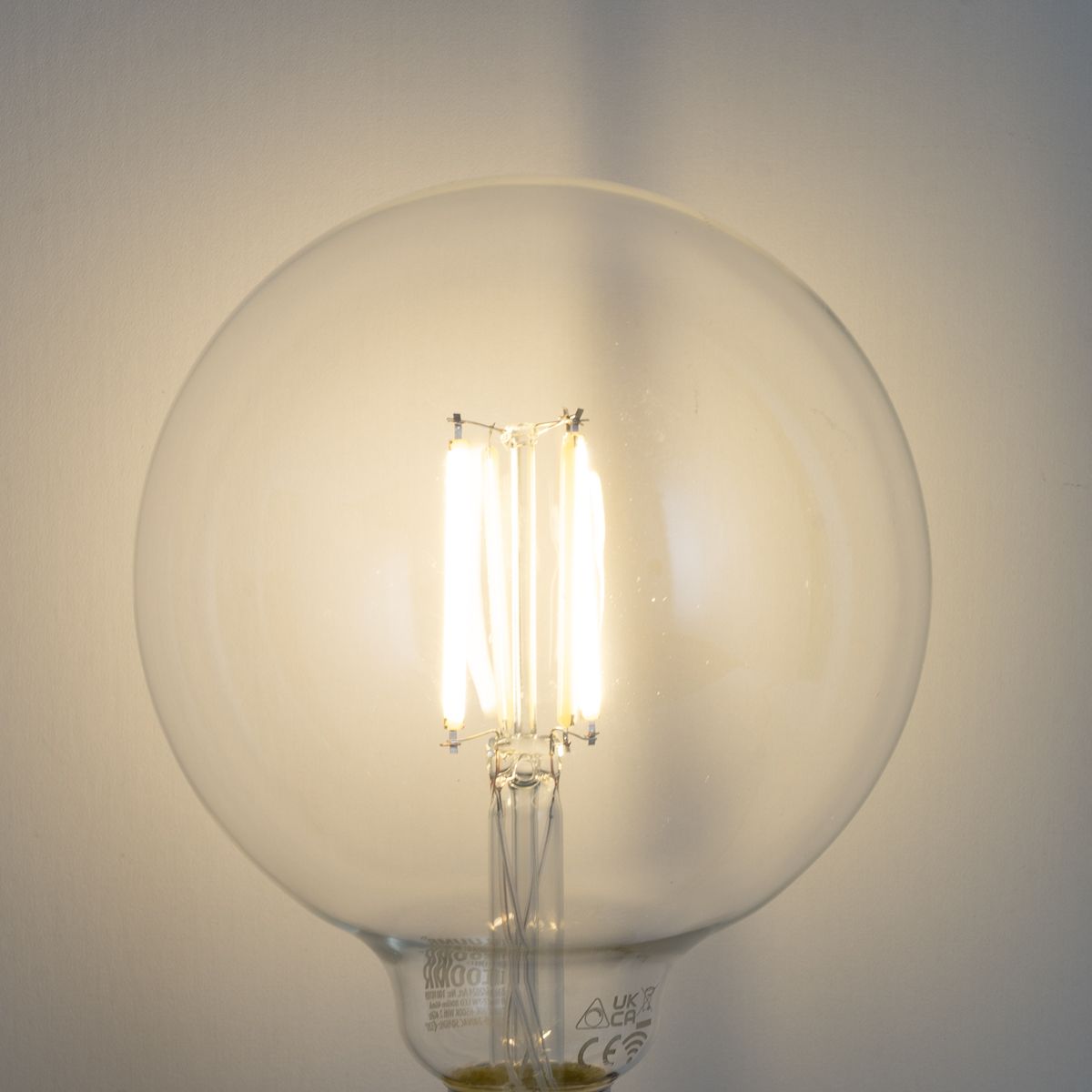 Smart E27 dimbare LED lamp G125 helder 7W 806 lm 2700-6500K