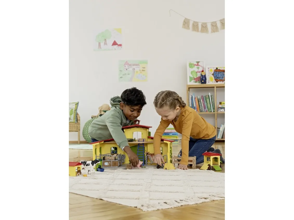 Schleich Large Farm with Animals and Accessories