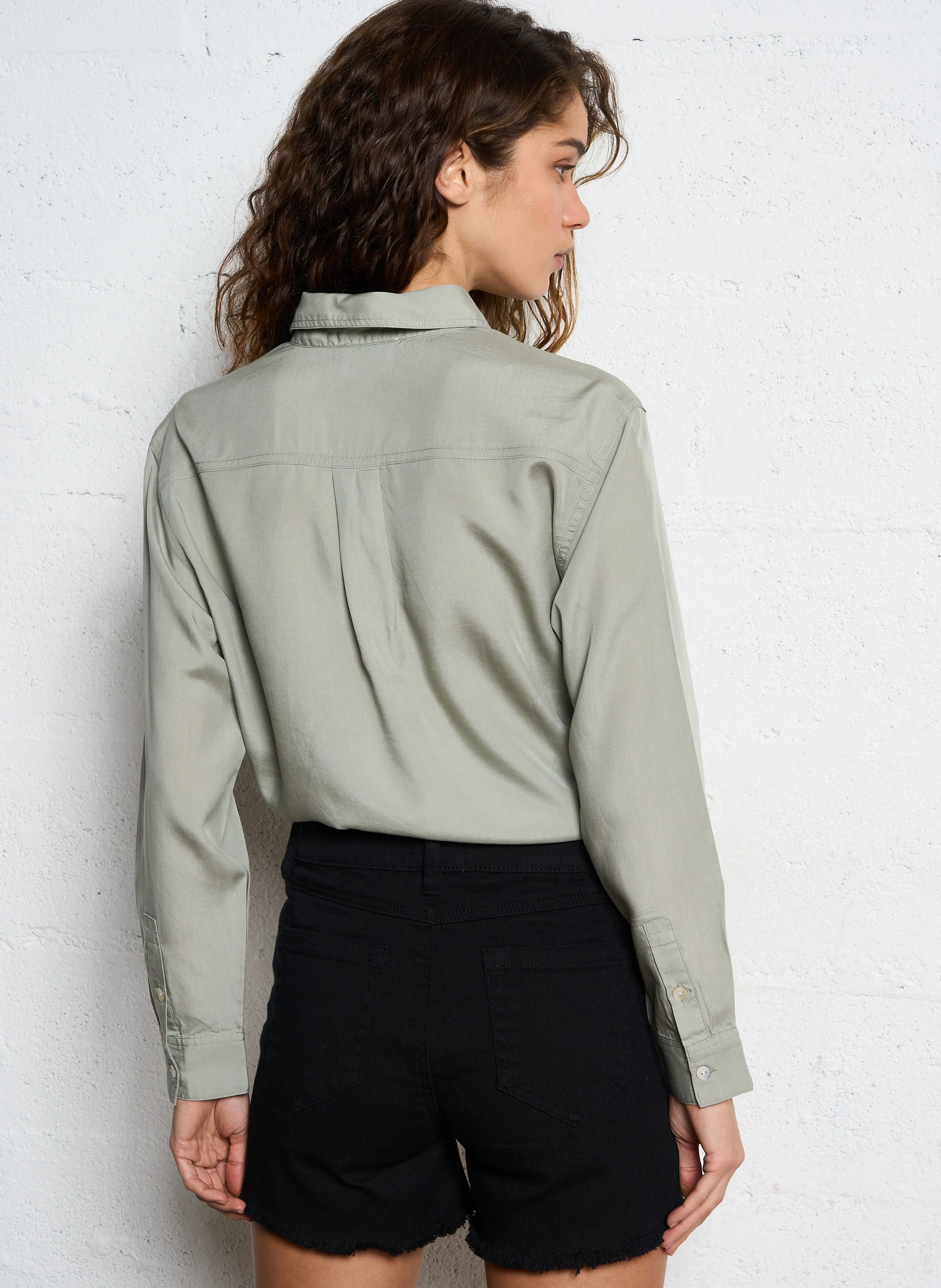 CALINE - Chemise droite col classique| Vert