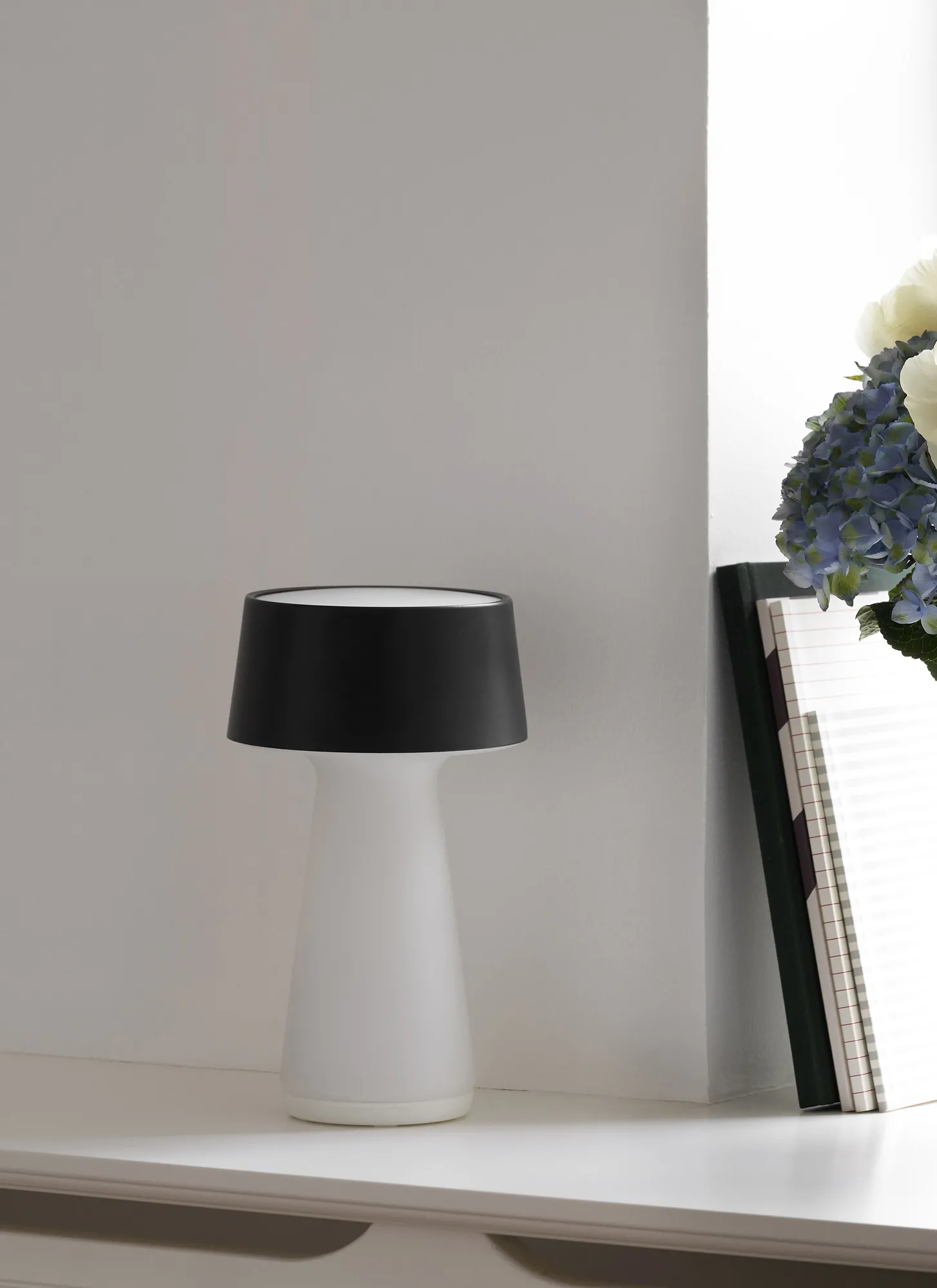 Spring Copenhagen Ember Bordlampe