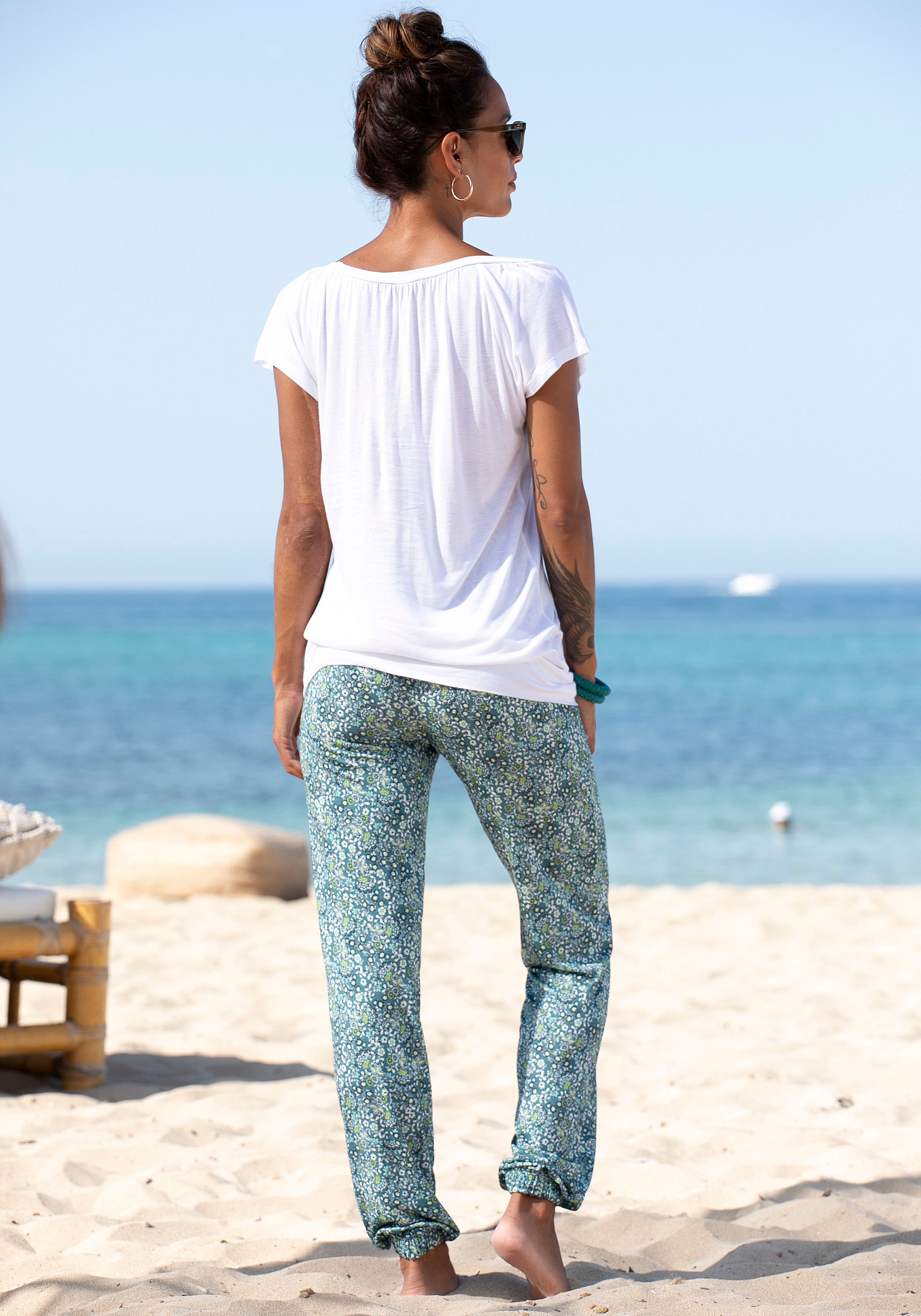 Vivance Jerseyhose  mit Blümchendruck und Taschen, elastischer Bund, Strandhose
