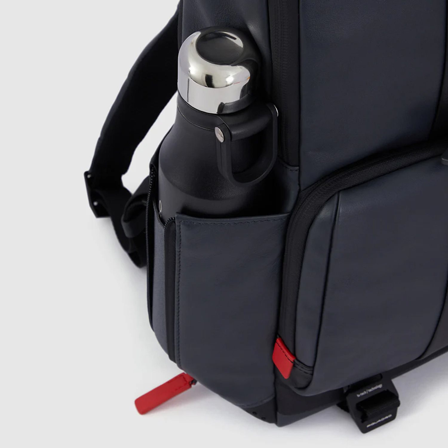 Piquadro Urban Fast-check Laptop and Ipad Backpack black