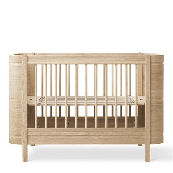Køb Oliver Furniture Wood Mini+ Tremmeseng inkl. Junior Kit Eg