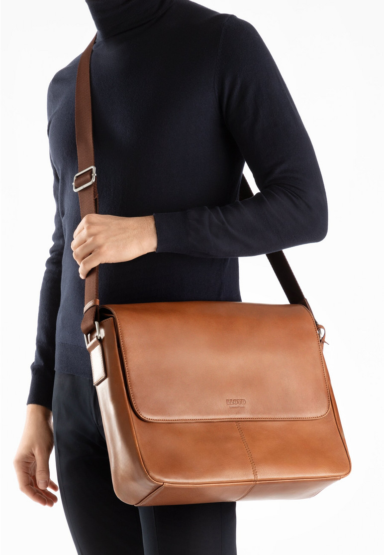 MESSENGER BAG Braun